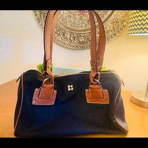 Kate Spade New York navy duffle purse, 14” wide 🥰
